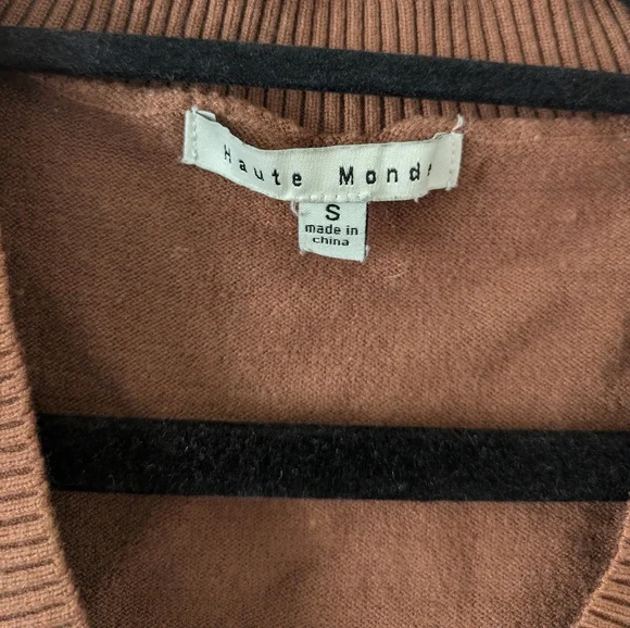 Haute Monde Brown and White Houndstooth Crop Top - Picture 5 of 7